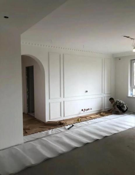 地板安裝中 地板安裝中